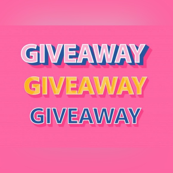 β€οΈLIKE THIS POST TO BE NOTIFIED WHEN I GO LIVEβ€οΈ. πππππππππππππ - Picture 3 of 3